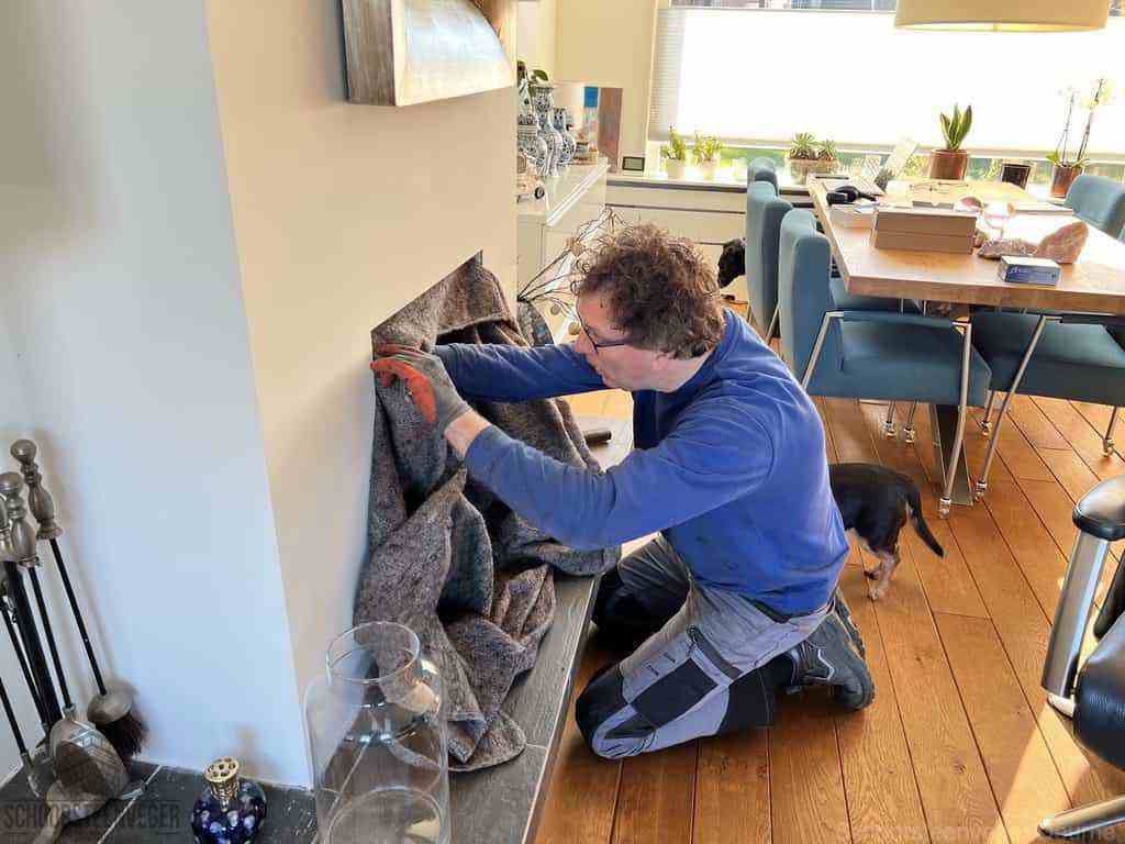 Schouwveger Deurne kleed schoorsteenreiniger Schouwveger Deurne kleed schoorsteenreiniger